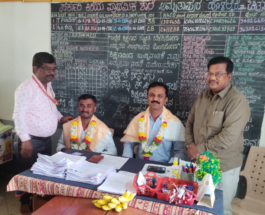 ಐದು ದಿನದಲ್ಲೇ ಎಸ್ಐಆರ್ ವಿಶೇಷ ಮತಪಟ್ಟಿ ಪರಿಷ್ಕರಣೆ ಪೂರ್ಣ: ರಾಷ್ಟ್ರಪ್ರಶಸ್ತಿ ಪುರಸ್ಕೃತ ಶಿಕ್ಷಕ ಟಿ.ಪಿ. ಉಮೇಶ್ಗೆ ತಹಸಿಲ್ದಾರರ ಅಭಿನಂದನೆ image